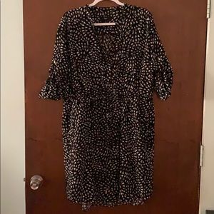 Black 3/4 sleeve dress